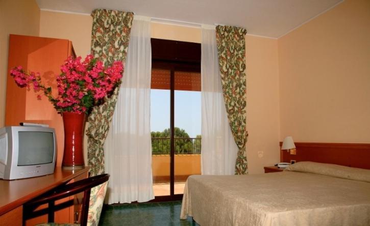 Conte Di Cabrera Hotel Club Pozzallo Exteriér fotografie